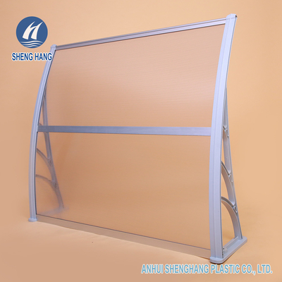 অর্থনৈতিক প্লাস্টিক দরজা Canopies Polycarbonate ছাদ বাগান বহিঃপ্রাঙ্গণ ছাঁদ